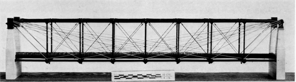 Figure 7.—Recent model of Bollman’s Winchester span. Only two of the three lines of trussing are shown. The model is based on Bollman’s published description and drawings of the structure. (USNM 318171; Smithsonian photo 46941.)